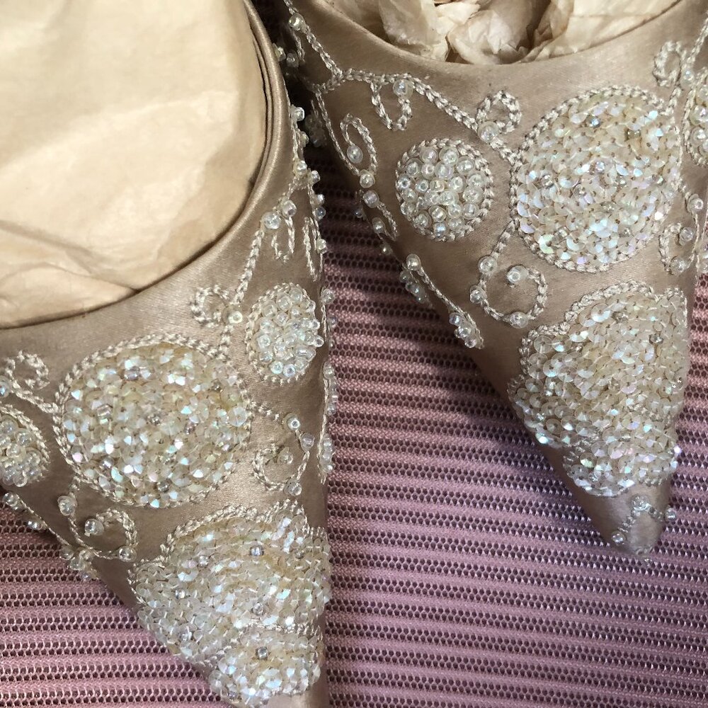 Satin and beaded pumps